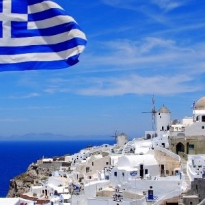 Грек улс зээлээ төлж эхэллээ
