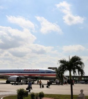 АНУ Куба руу нислэг үйлдэхийг зөвшөөрөв