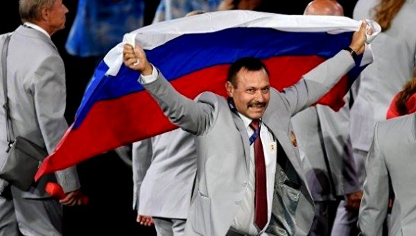 Оросын паралимпийн багийг монголын баг дэмжжээ