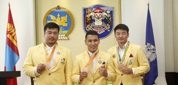 ОЛИМПЫН МЕДАЛЬТНУУДАД “ХАНГАРЬД” ОДОН ГАРДУУЛЛАА