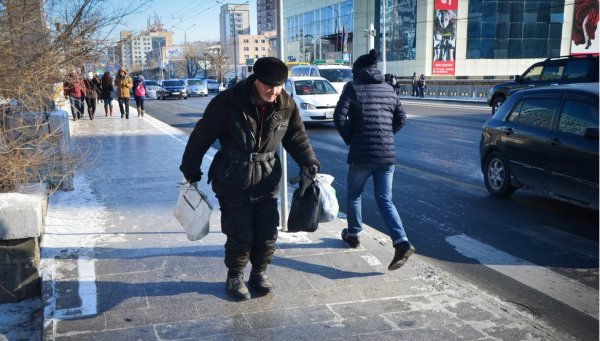 Халтирч унаад бэртсэн хохирлоо барагдуулахад юун түрүүнд БАРИМТЖУУЛАХ шаардлагатай