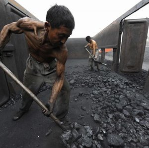 Хятадын Засгийн газар нүүрсний үнийг хазаарлана