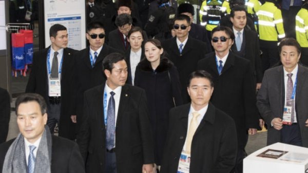 Мүн Жэ Инийг БНАСАУ-д айлчлахыг урив