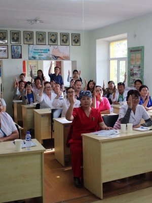 Улаанбаатар хотын 68 эмнэлэг, орон нутгийн 17 аймгийн эмнэлгийн ажилчид АЖИЛ ХАЯЛТАНД нэгдэнэ
