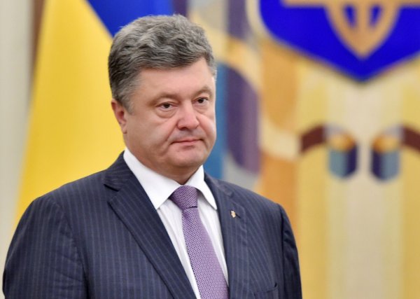 Петро Порошенко Украйн улсыг Европын холбоонд элсүүлнэ гэв