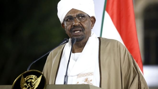 Суданд улс даяар онц байдал зарлажээ