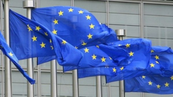 Европын холбоо “Татварын диваажин”-гийн хар жагсаалтаа шинэчилжээ