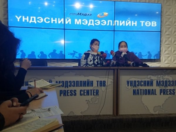 Хөл хорионы улмаас хагалгаанд орж чадаагүй хүүхдүүдийн ээжүүд тусламж хүслээ