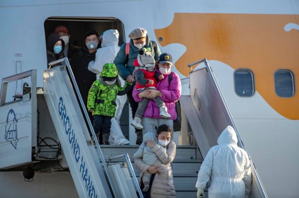 Гадаадын 46 улсаас 10761 иргэн эх орондоо ирэх хүсэлт ирүүлснээс, санхүүгийн боломжгүй болсон 1002 иргэн байна