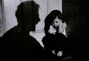 Гэр бүлийн хүчирхийллийн 59.6 хувь нь хүүхдийн бие махбодид халдсан байна