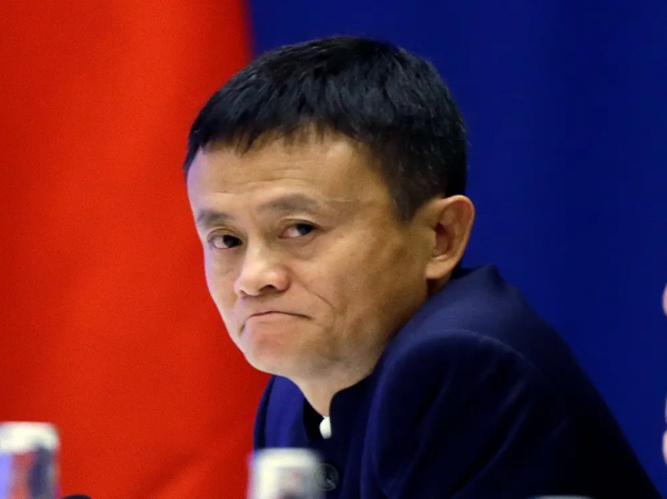 Жак Матай ижил нэртэй өөр нэг Ма баривчлагдсан мэдээ цацагдаж, “Alibaba” компани 26 тэрбум ам.долларын алдагдал хүлээв