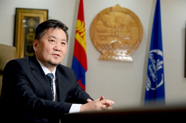 Ам.долларын ханш өссөнтэй холбогдуулан Монголбанкны ерөнхийлөгч Б.Лхагвасүрэнг огцруулахаар болжээ